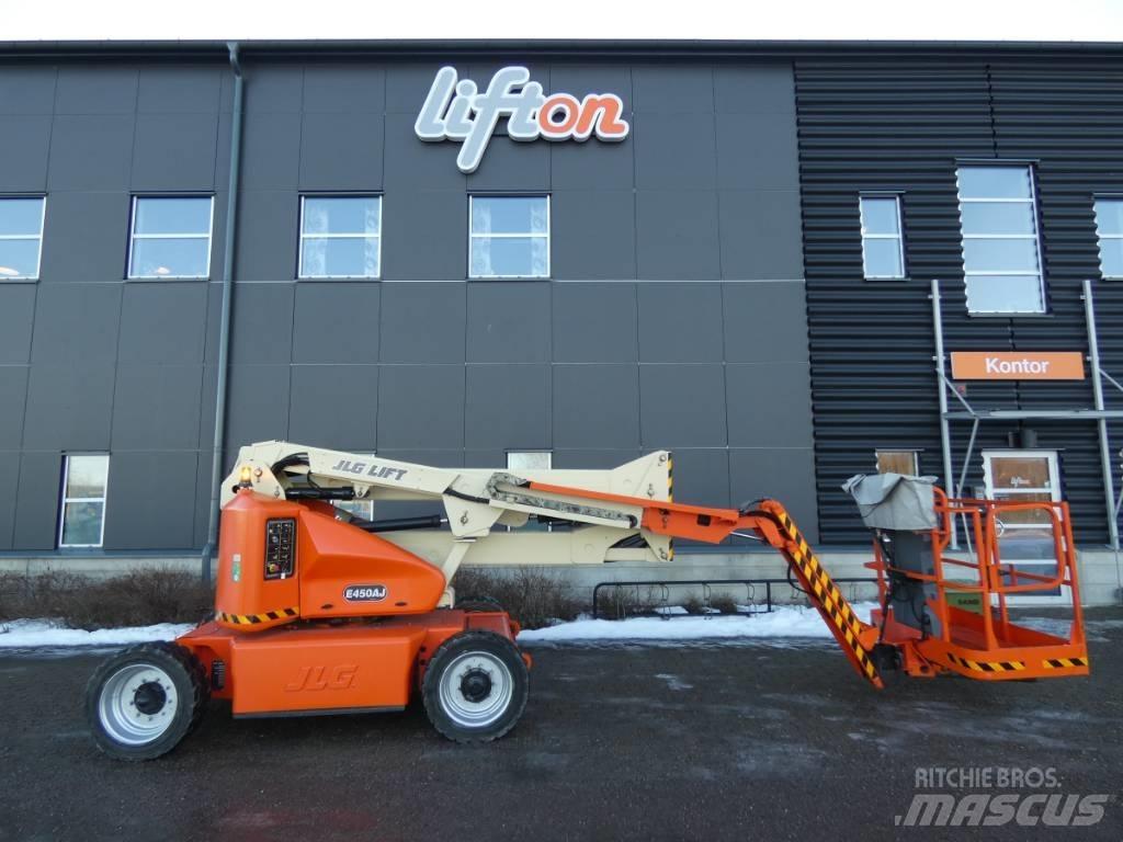 JLG E 450AJ  Bomlift Iseliikuvad poomtõstukid