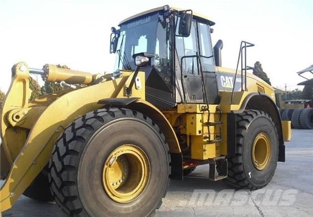 CAT 966F Rataslaadurid