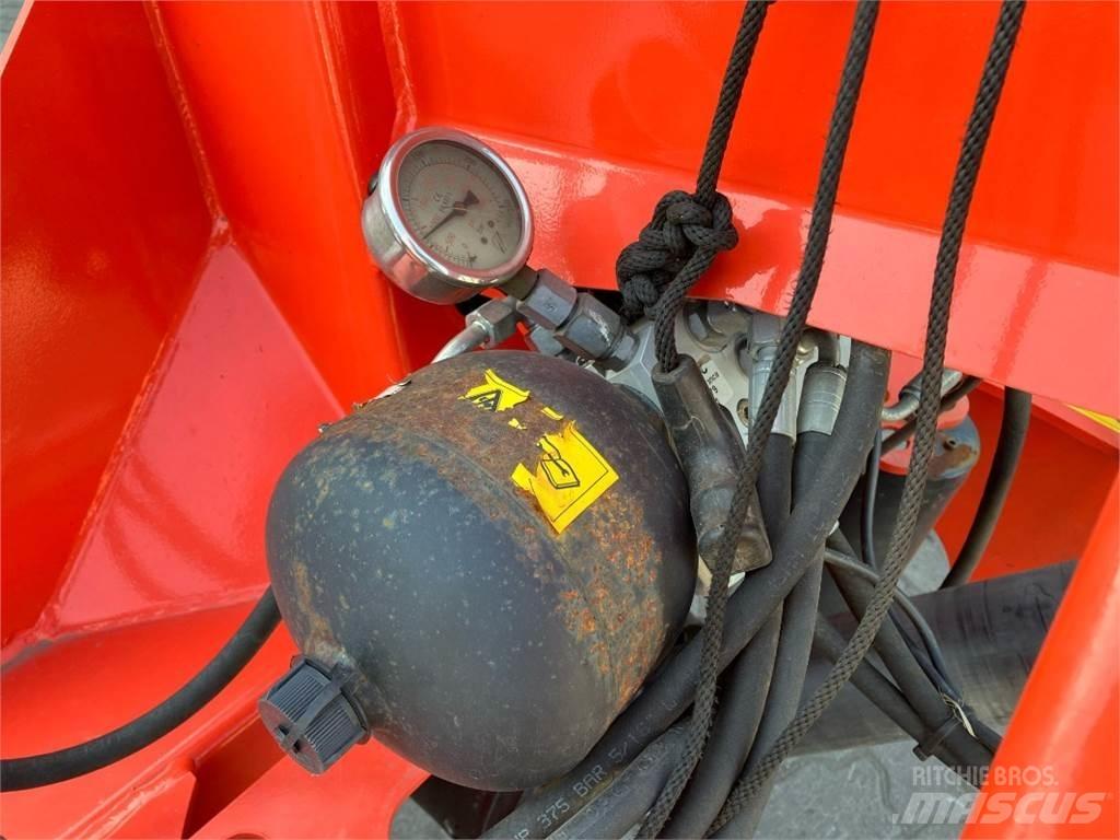 Kuhn GMD 8730FF Muljurniidukid