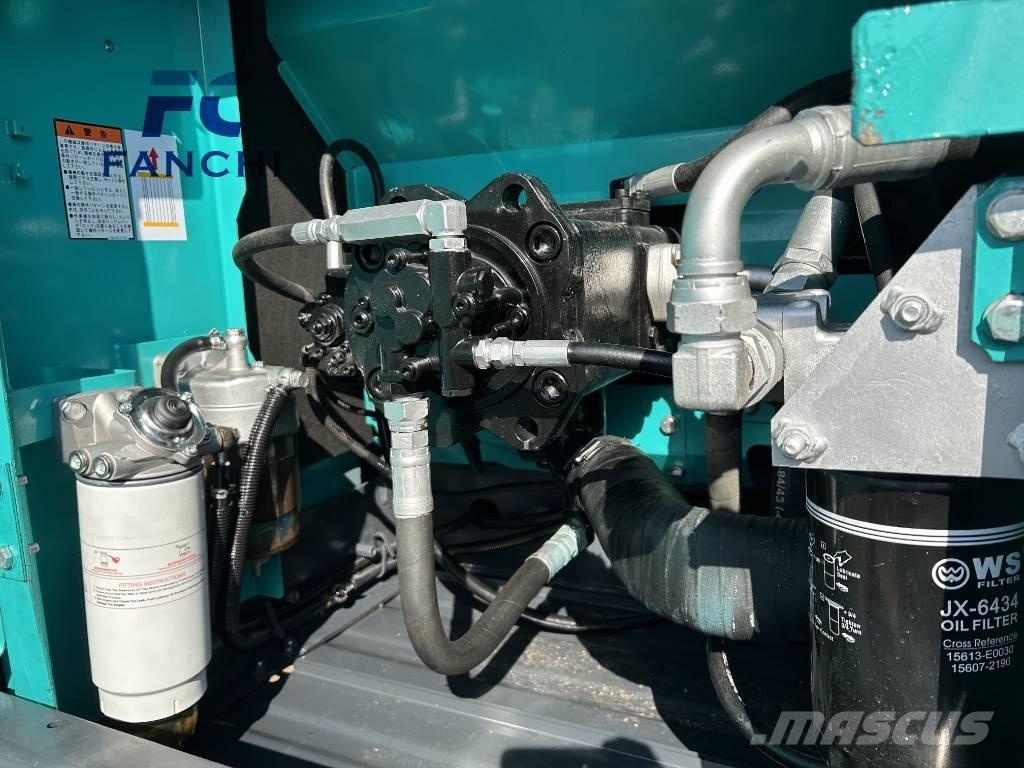 Kobelco SK 200 Roomikekskavaatorid