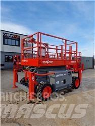 SkyJack SJ 6832 RT Käärtõstukid