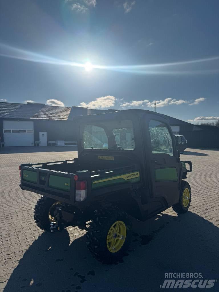 John Deere XUV 865 UTV-d
