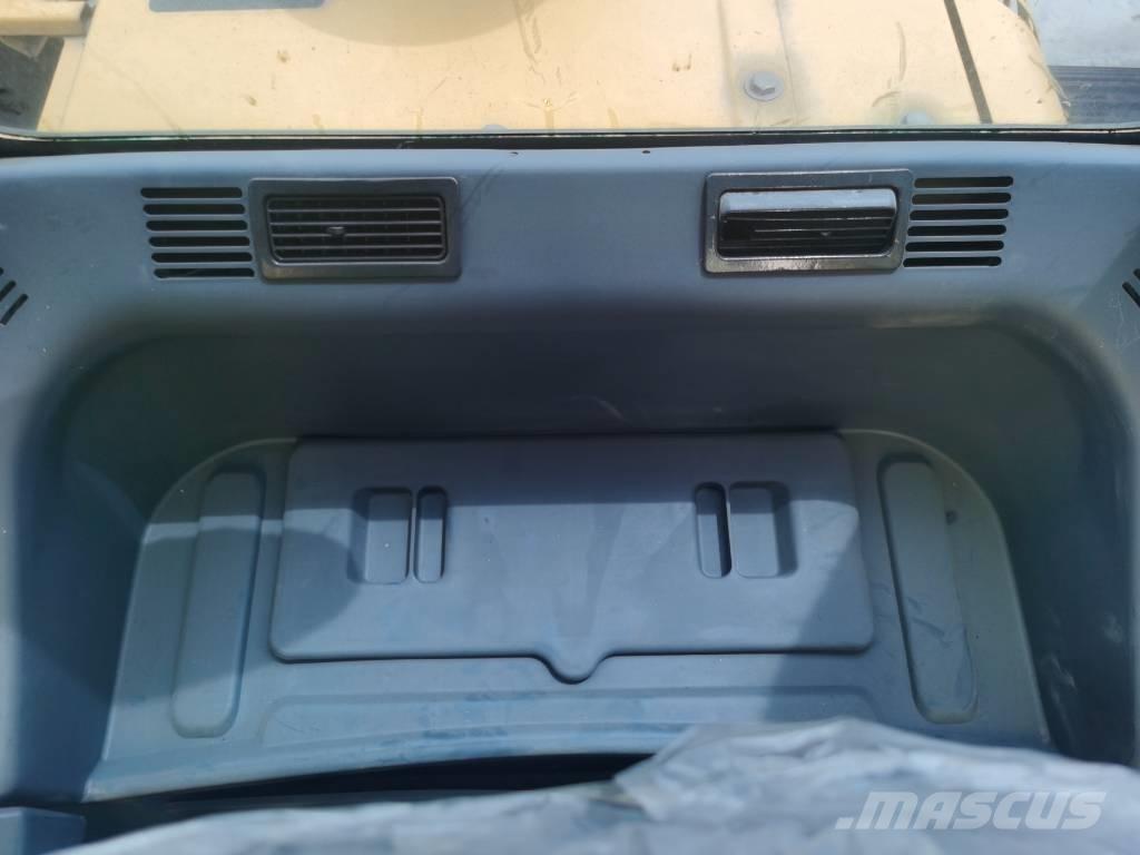 Kobelco SK 200-8 Roomikekskavaatorid