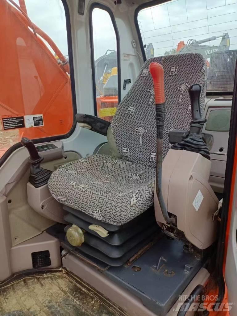 Doosan DX 225LC-9C Roomikekskavaatorid