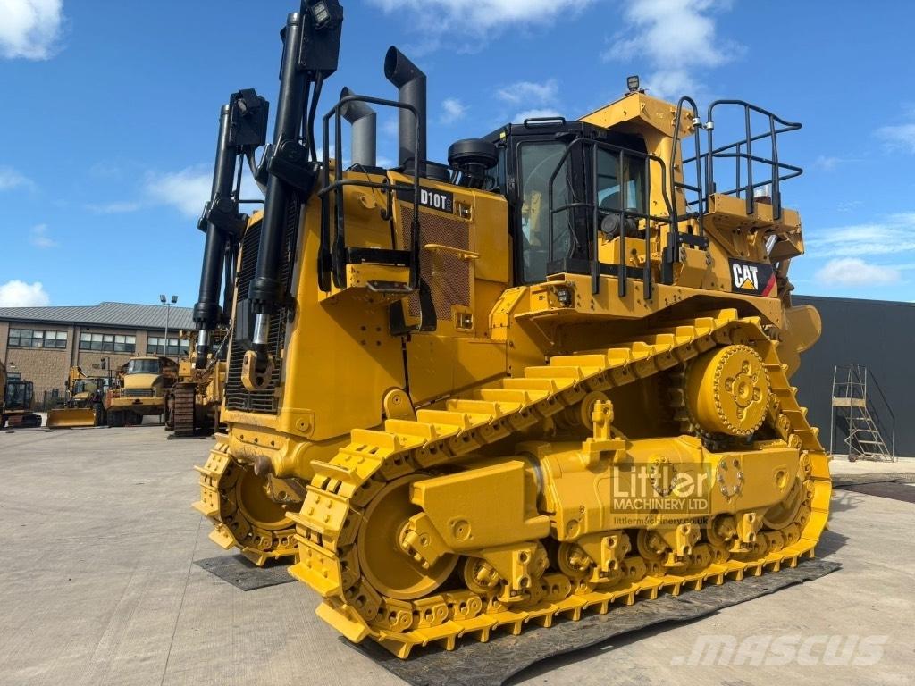 CAT D 10 T 2 Buldooserid