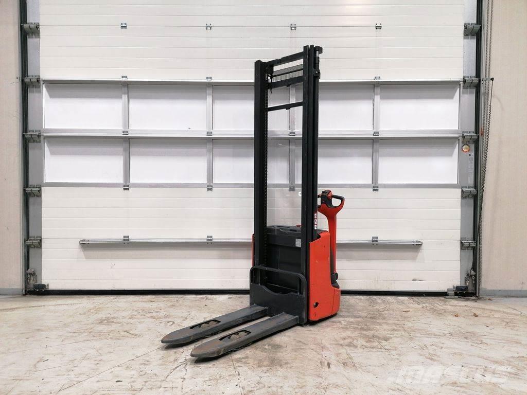 Linde L10 Järelkäidavad virnastajad