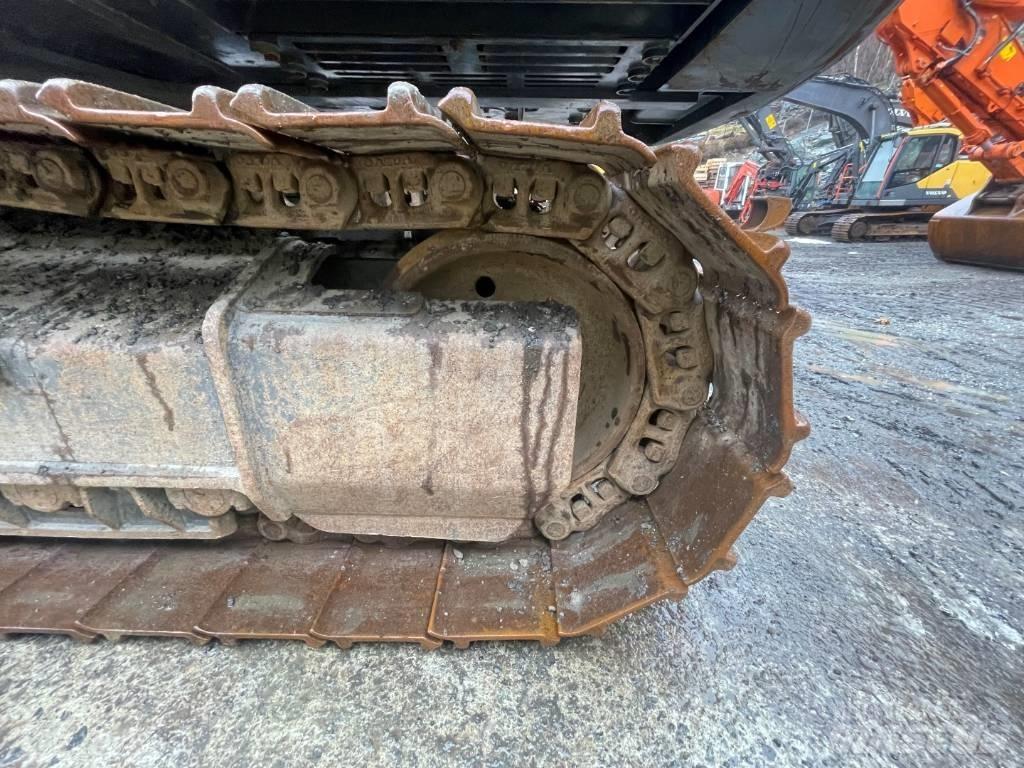 Volvo EC 220 EL Roomikekskavaatorid