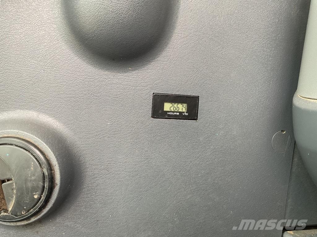 Hyundai HX145LCR Roomikekskavaatorid