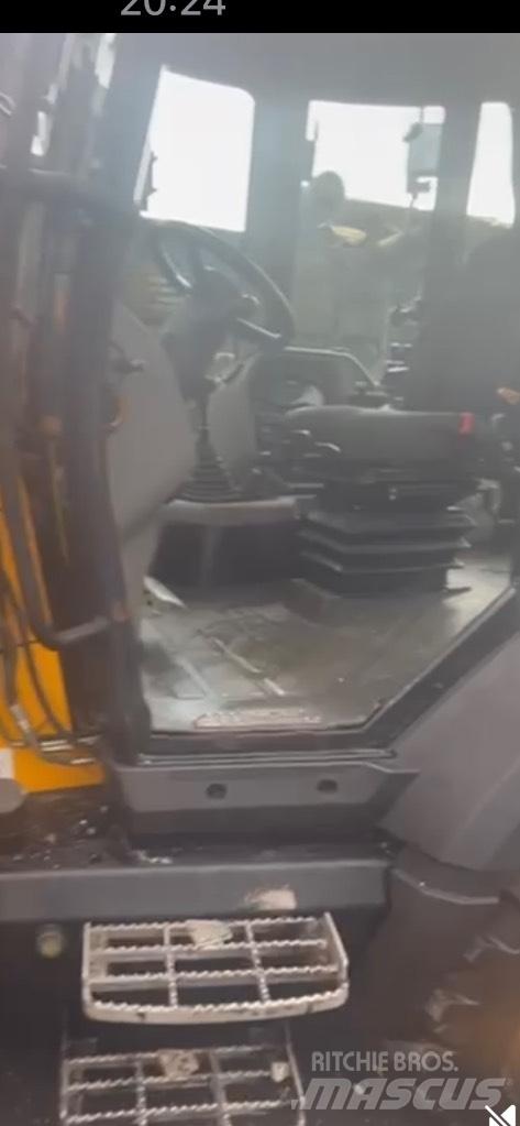 JCB 3CX Compact Ekskavaatorlaadurid