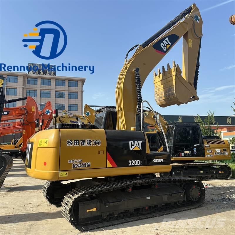 CAT 320 D2 Roomikekskavaatorid