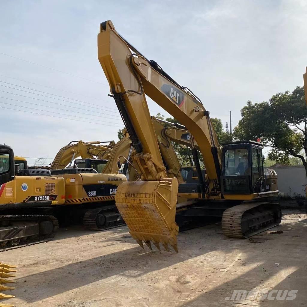CAT 330 D Roomikekskavaatorid