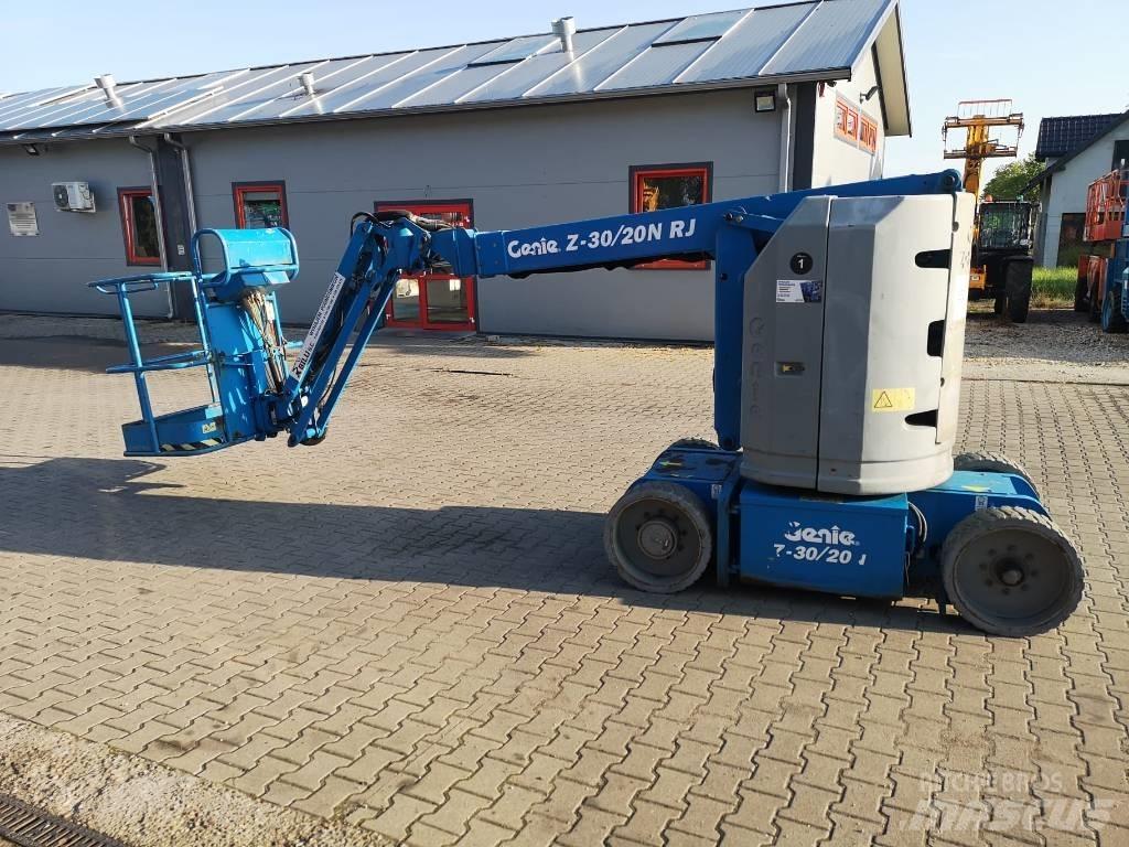 Genie Z 30/20 Iseliikuvad poomtõstukid