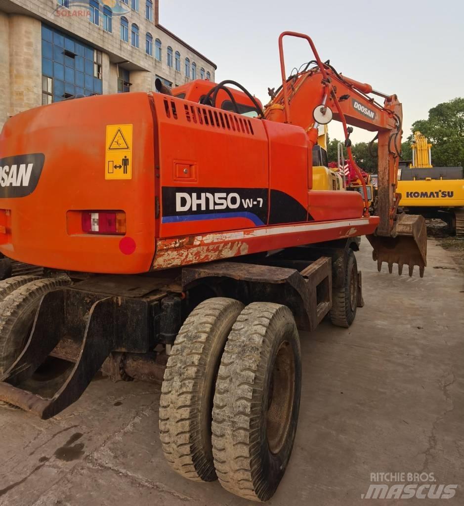 Doosan 150 W-7 Ratasekskavaatorid