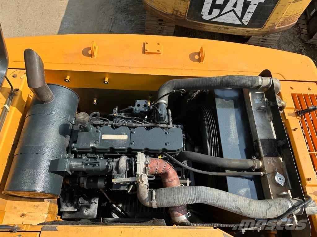 Hyundai R305-9 Roomikekskavaatorid