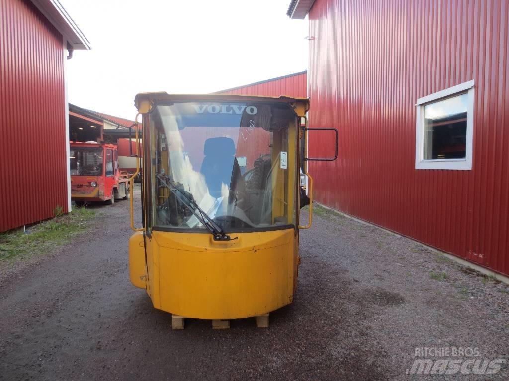 Volvo L 180 D Kabiinid