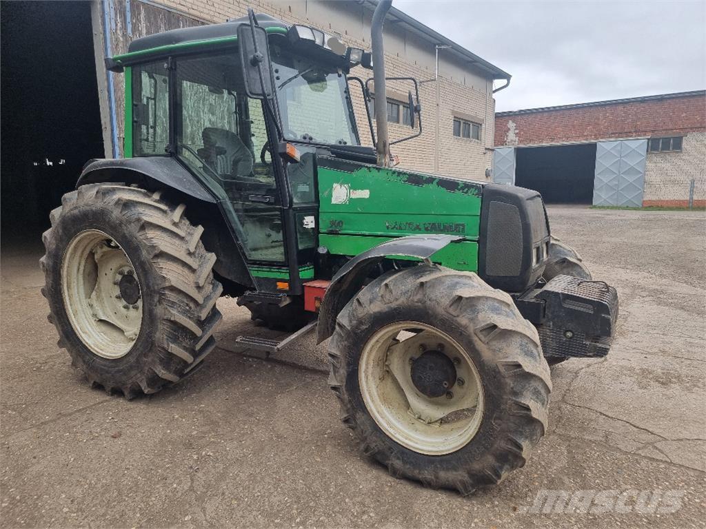Valtra Valmet 900 Traktorid