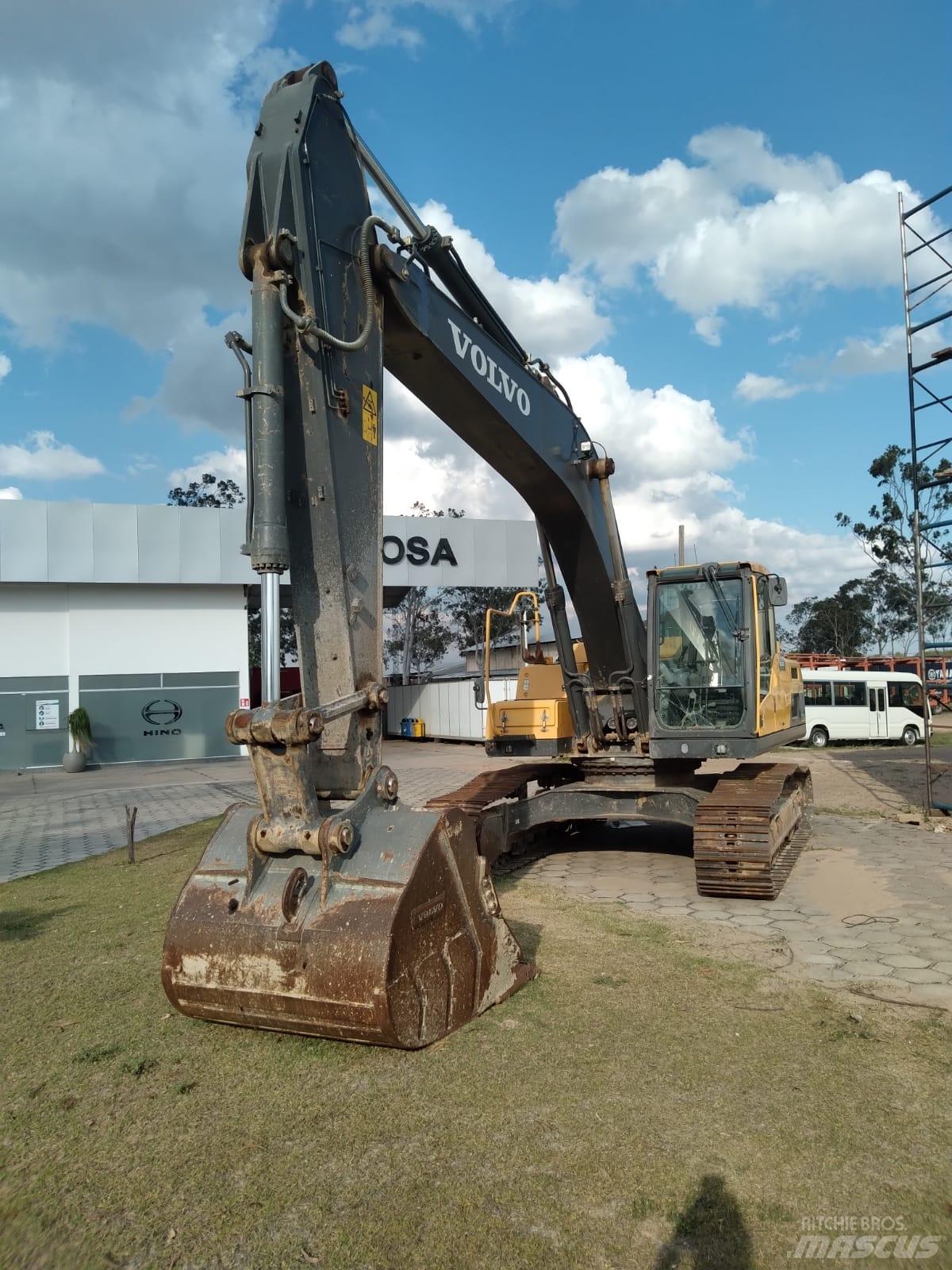 Volvo EC 250 D L Roomikekskavaatorid