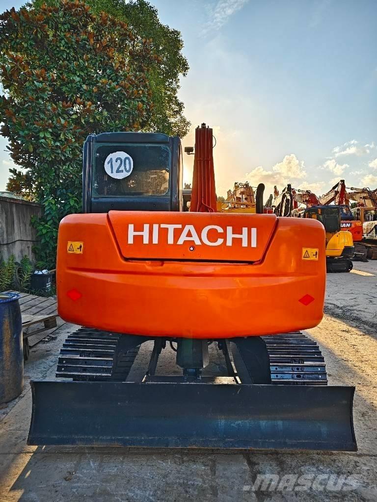 Hitachi ZX 70 Väikeekskavaatorid 7t-12t