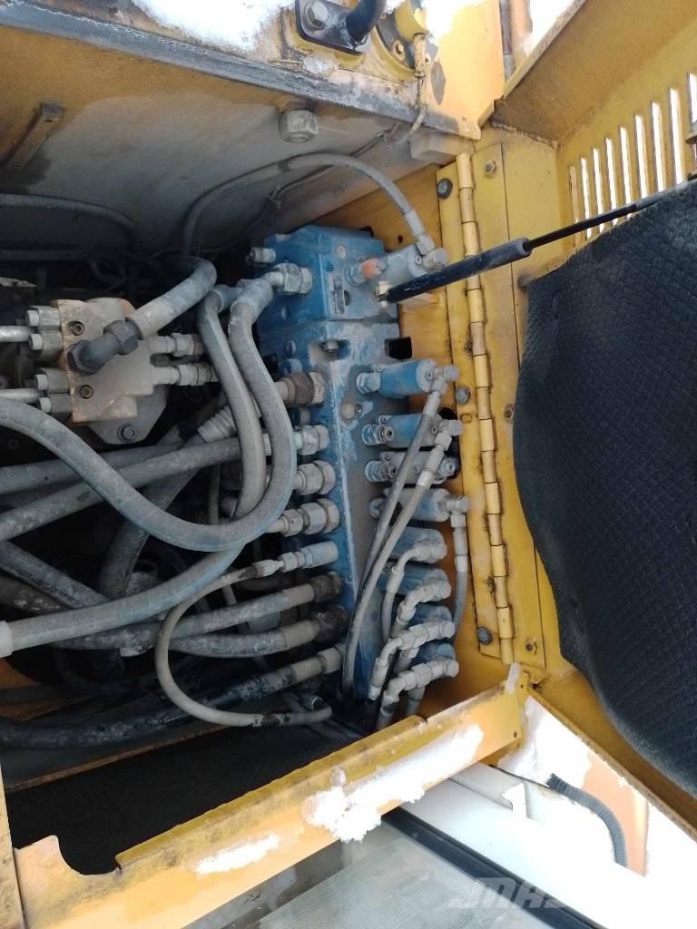 Liebherr A 308 Ratasekskavaatorid