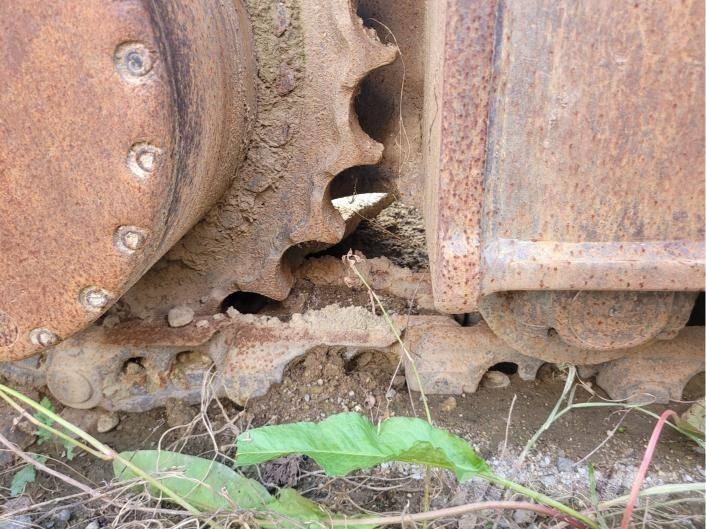 Hyundai Robex 300 LC Roomikekskavaatorid