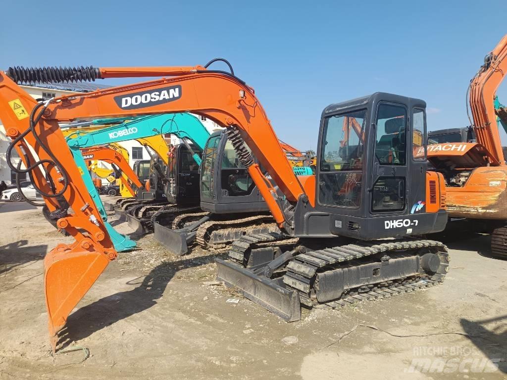 Doosan DH60-7 Miniekskavaatorid < 7 t