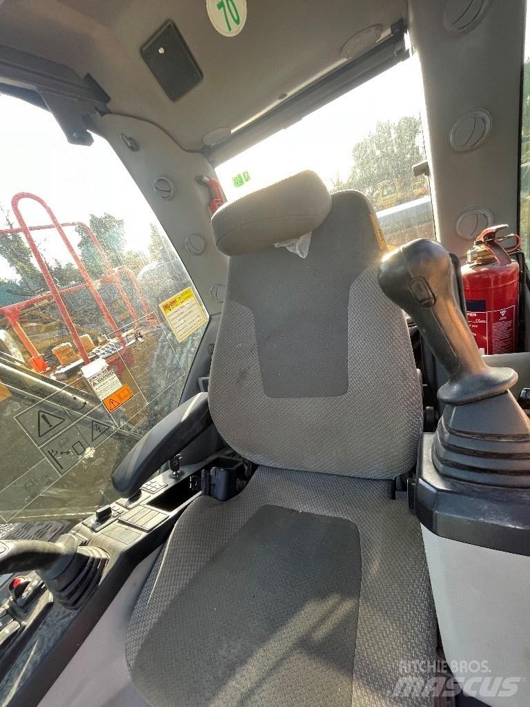 Volvo Ec460 Roomikekskavaatorid