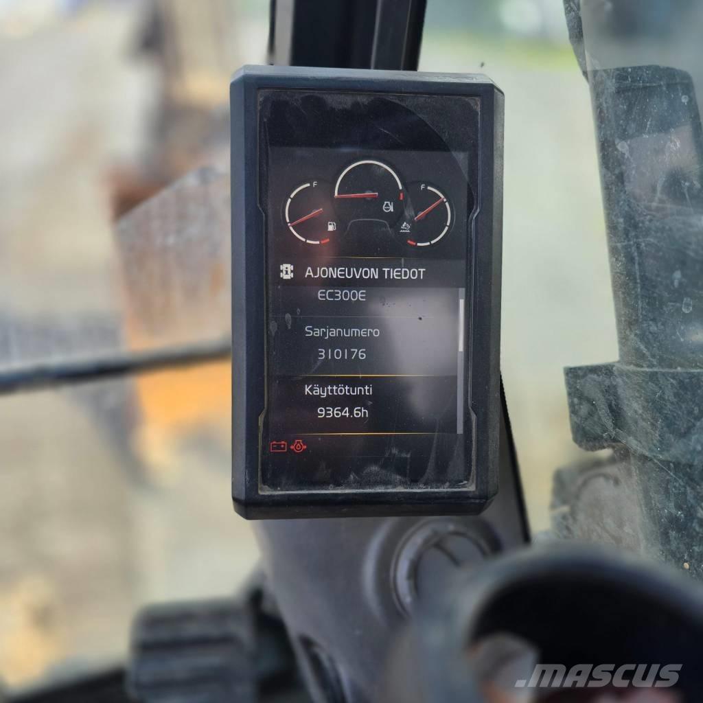 Volvo EC 300 E Roomikekskavaatorid