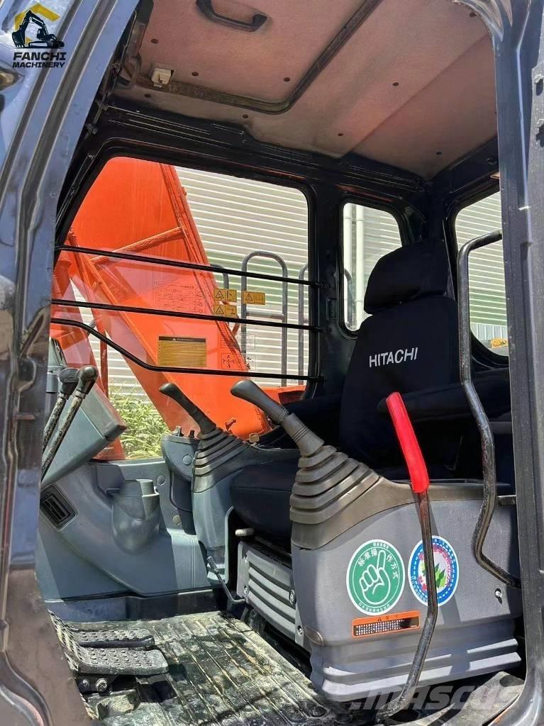 Hitachi Zaxis 120-6 Roomikekskavaatorid