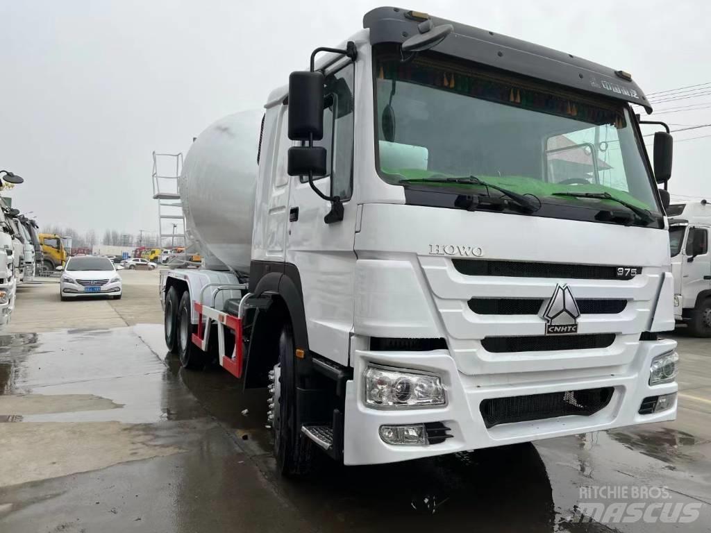 Howo 375 Veepaagiga autod