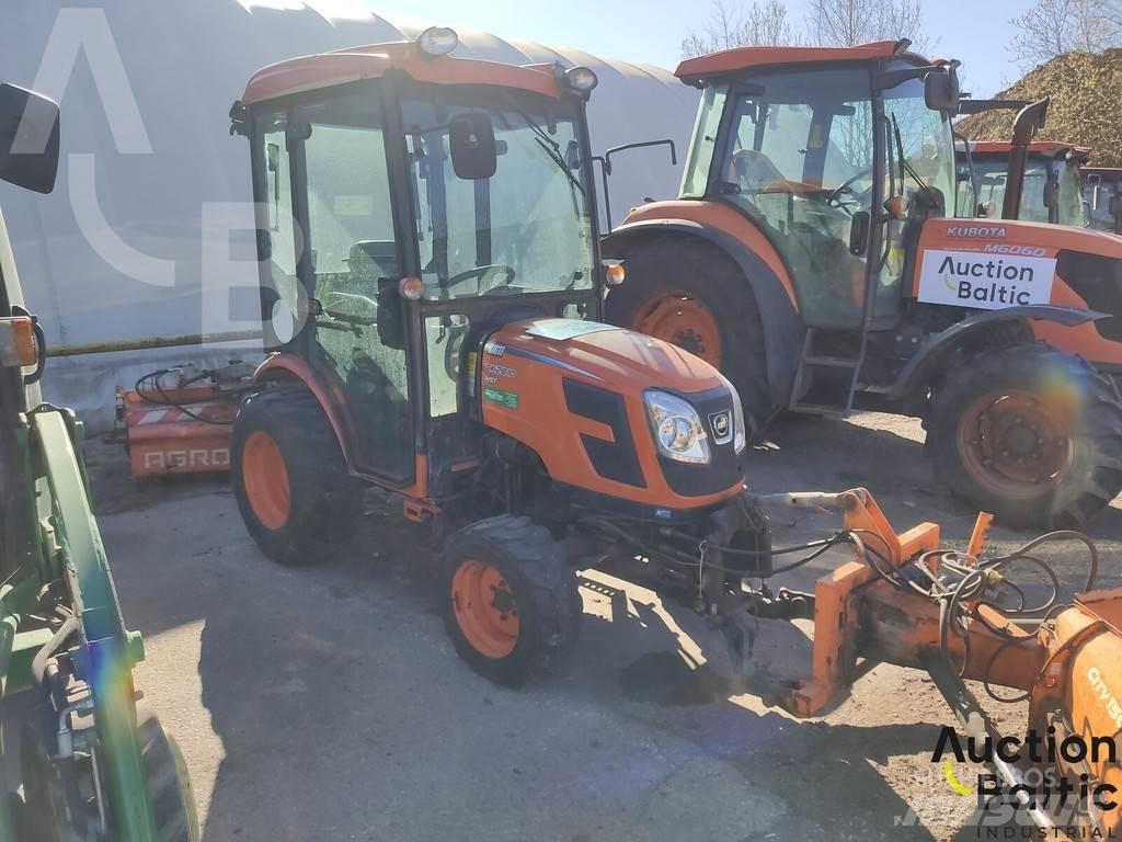 Kioti CK 2810 Traktorid