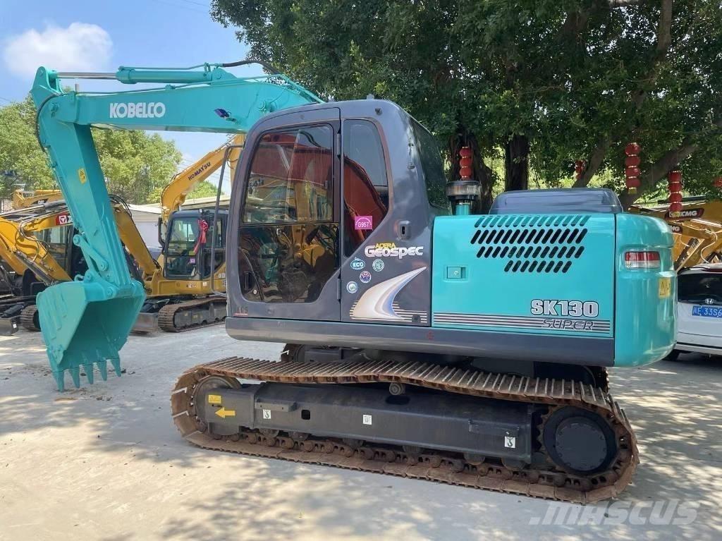 Kobelco SK130-8 Väikeekskavaatorid 7t-12t
