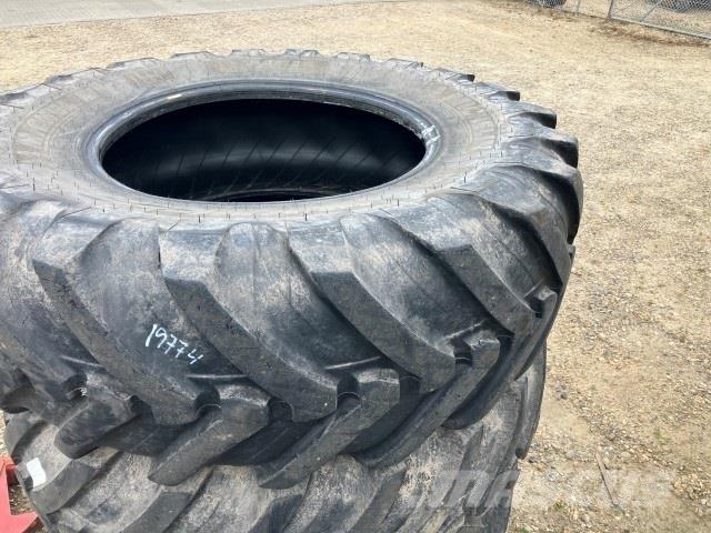  - - - 440/80R28 Rehvid, rattad ja veljed