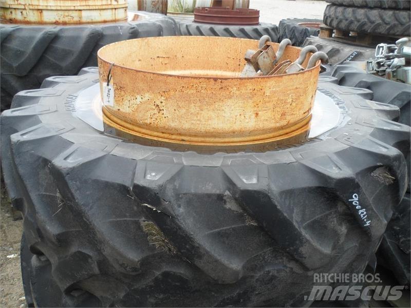  - - - 480/70R30 30" Rehvid, rattad ja veljed