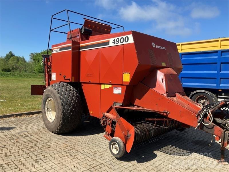 Hesston 4900 Heinapressid