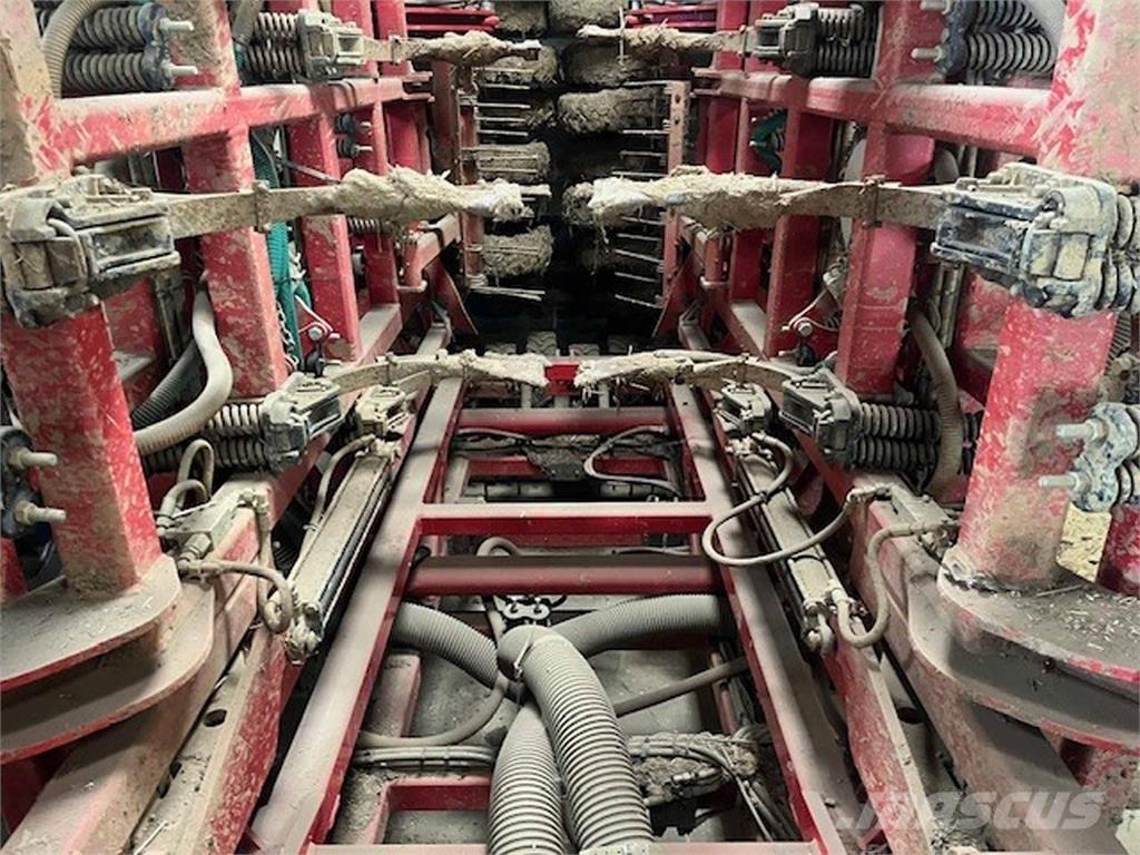 Horsch C012 Külvikud
