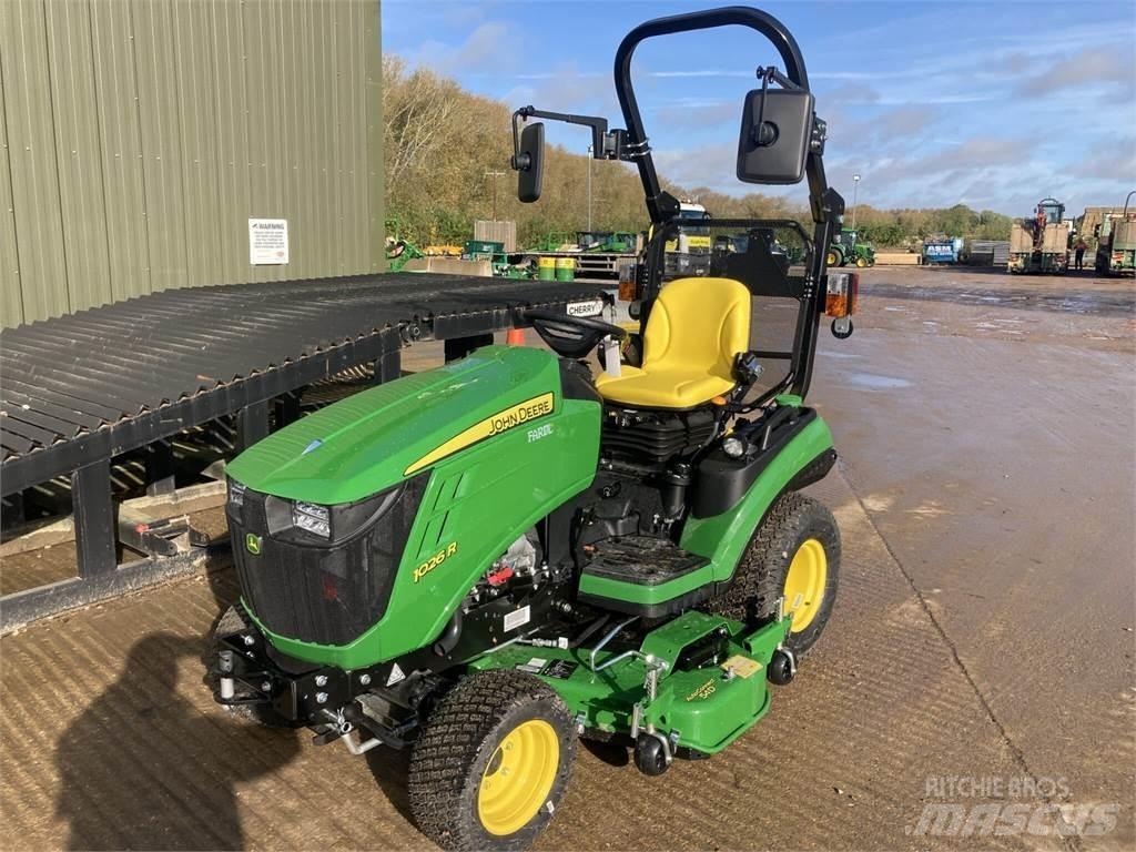 John Deere 1026R Kompakttraktorid