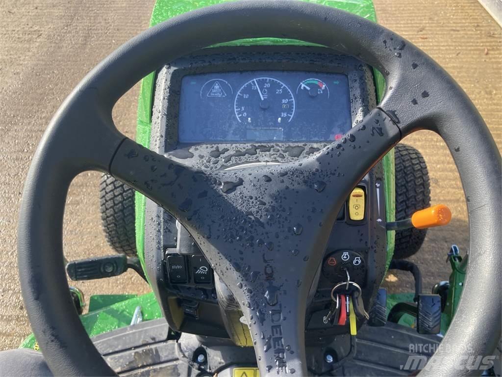 John Deere 1026R Kompakttraktorid