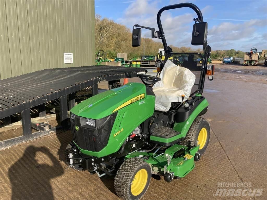 John Deere 1026R Kompakttraktorid