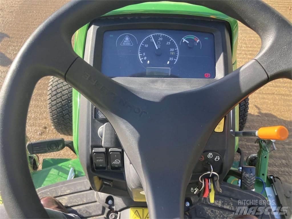 John Deere 1026R Kompakttraktorid