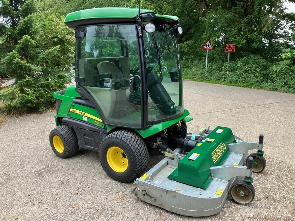 John Deere 1585 Murutraktorid