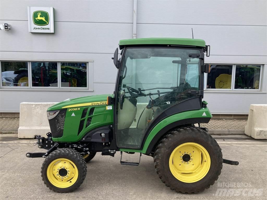 John Deere 2038R Kompakttraktorid