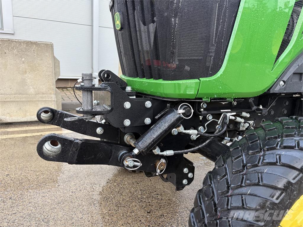 John Deere 2038R Kompakttraktorid