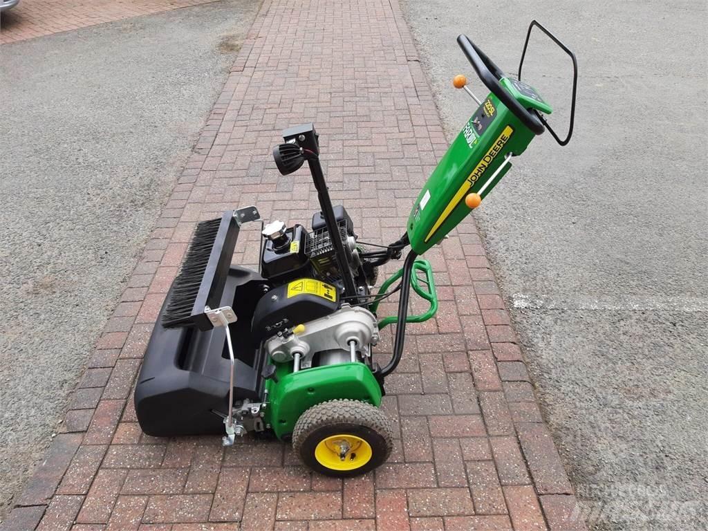John Deere 220SL Taga jalutatavad niidukid