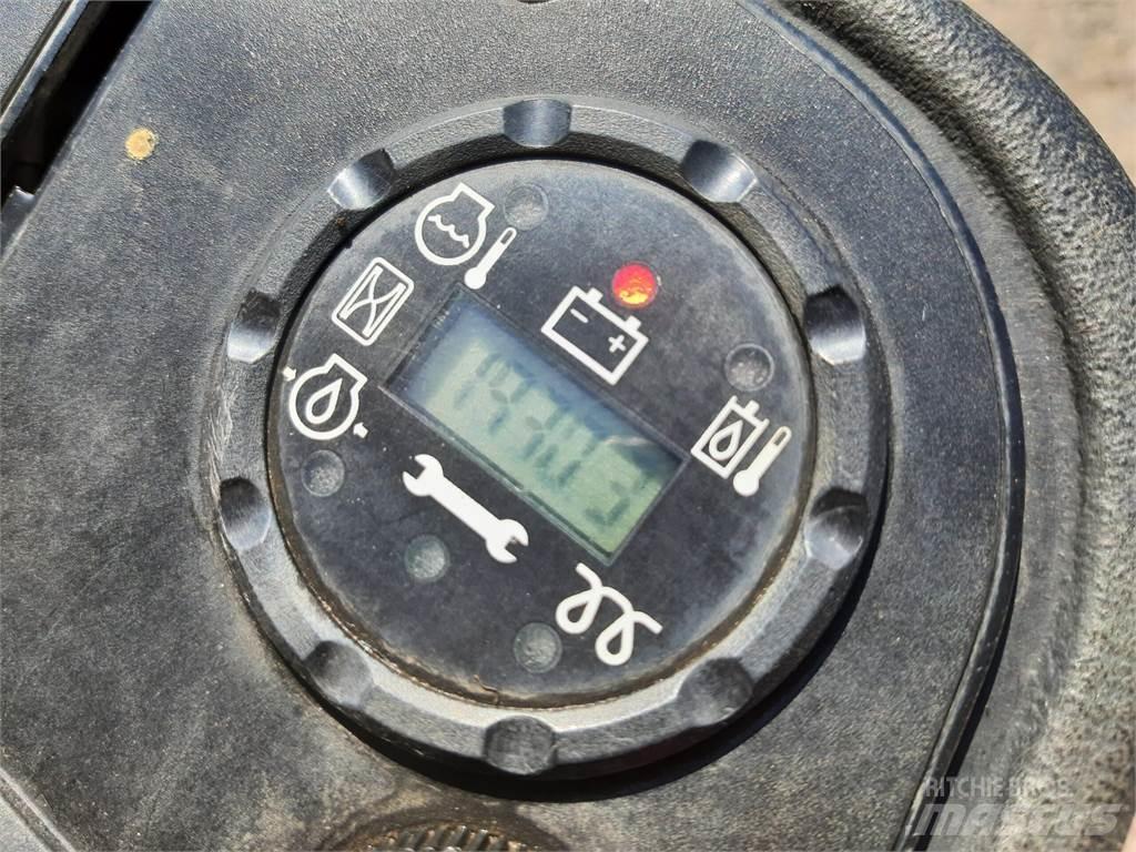 John Deere 2500EH Taga jalutatavad niidukid