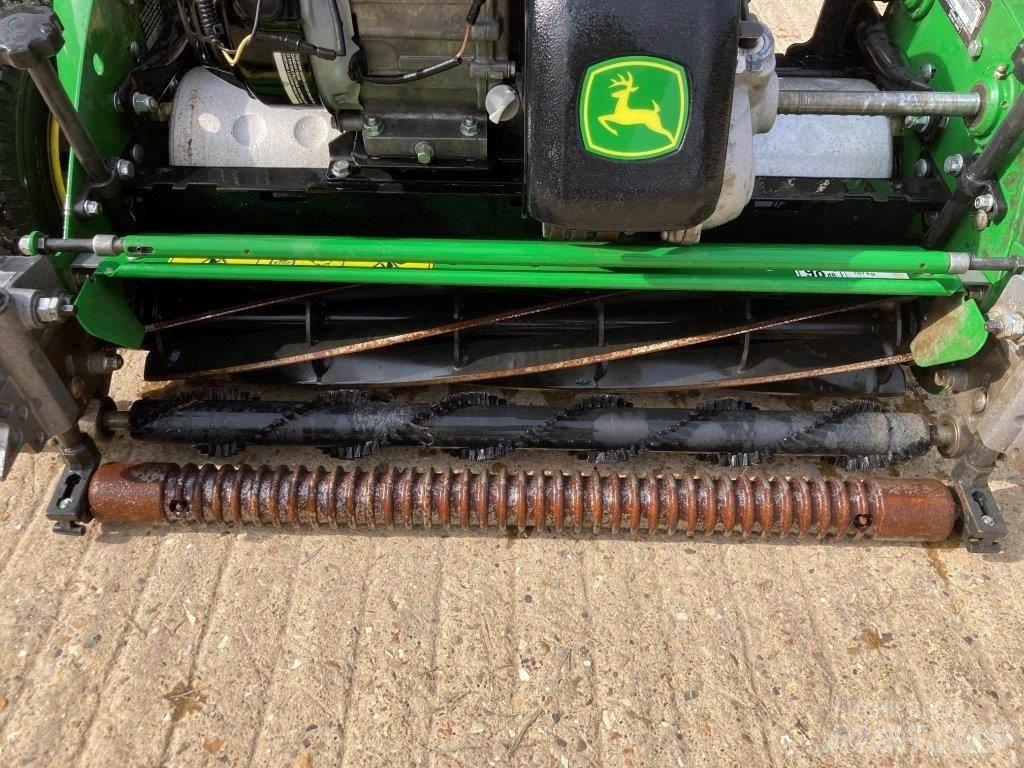 John Deere 260SL Taga jalutatavad niidukid