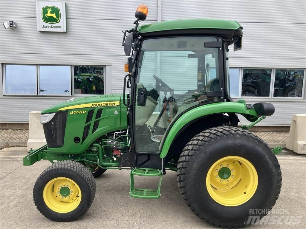 John Deere 4066R Kompakttraktorid