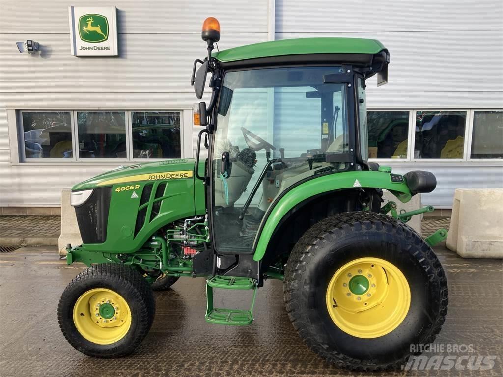 John Deere 4066R Kompakttraktorid