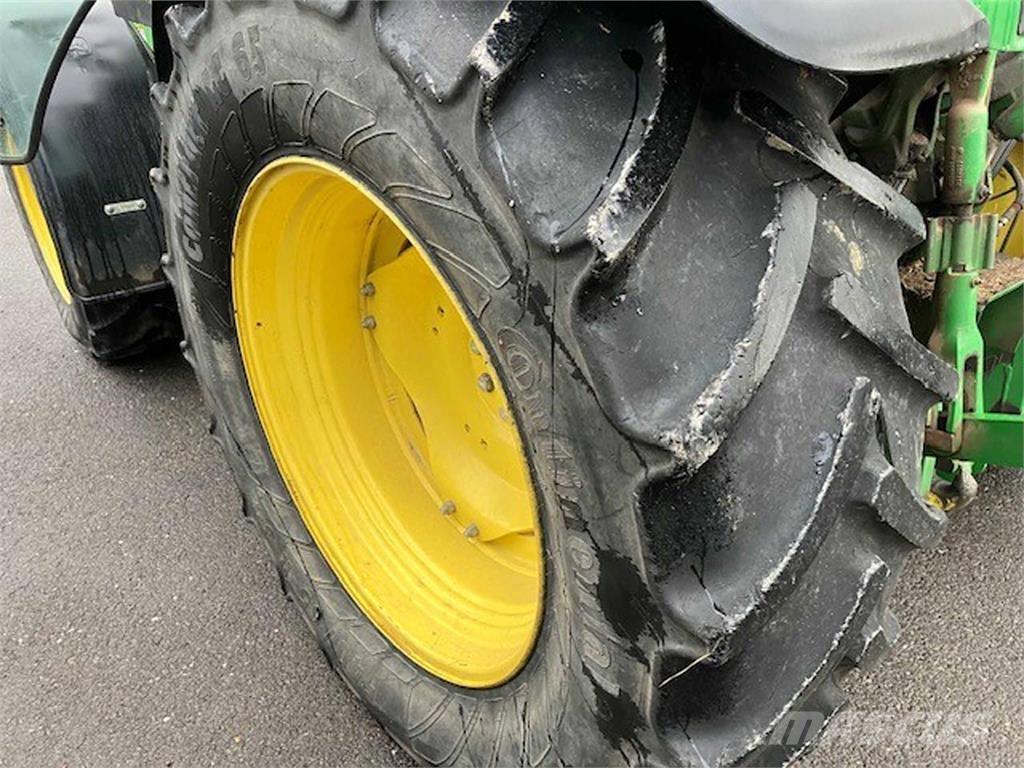 John Deere 5115M Traktorid