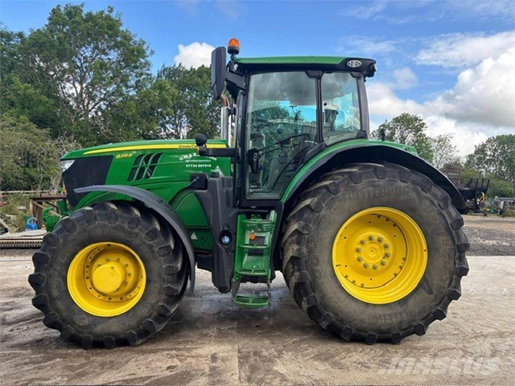 John Deere 6215R Traktorid