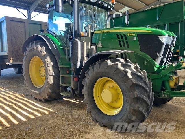 John Deere 6215R Traktorid